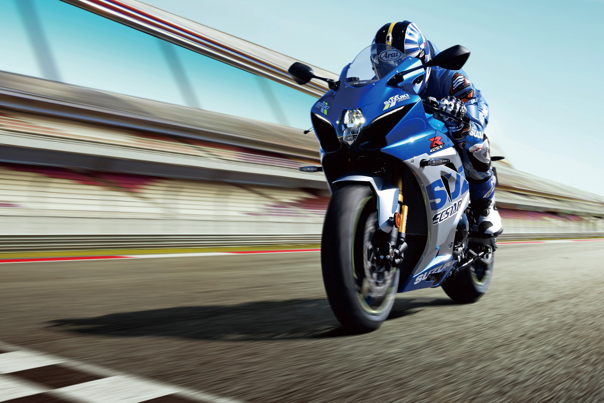 Suzuki GSX-R1000R Limited Edition Model Boasts Retro Livery