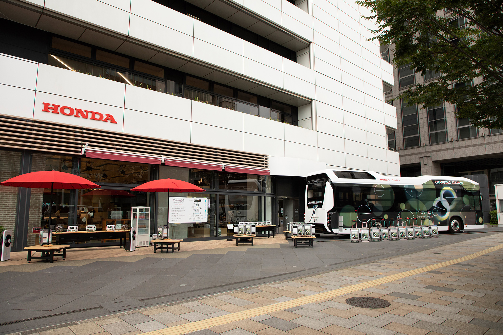Toyota And Honda Team Up For Mobile Power-Generation System