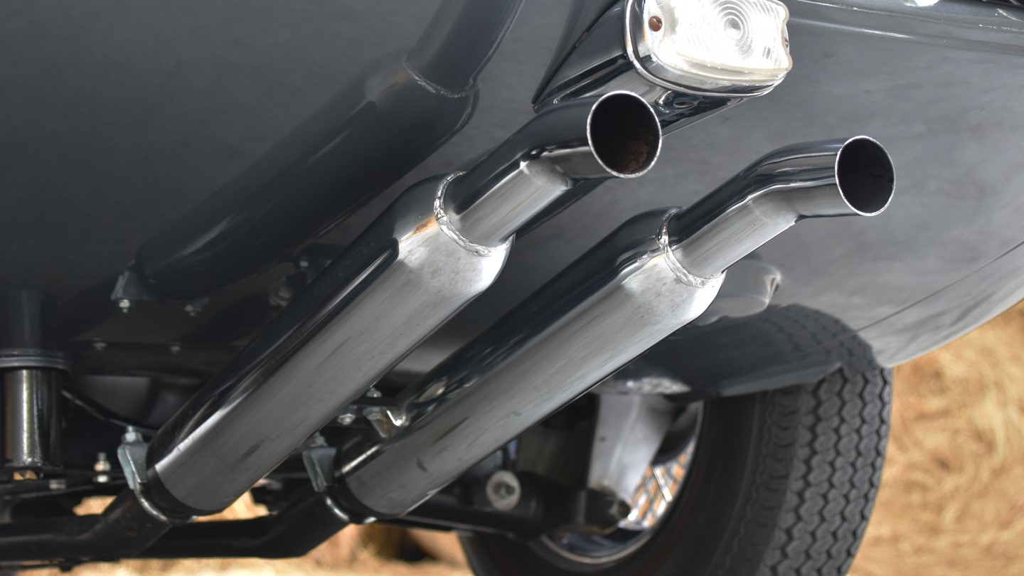 1961 Jaguar E-Type Series 1 Is A Timeless Piece Of Automotive Excellence