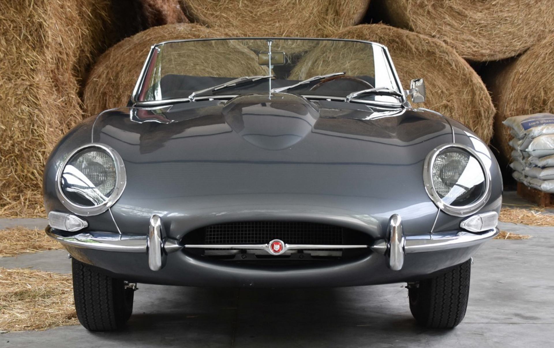 1961 Jaguar E-Type Series 1 Is A Timeless Piece Of Automotive Excellence