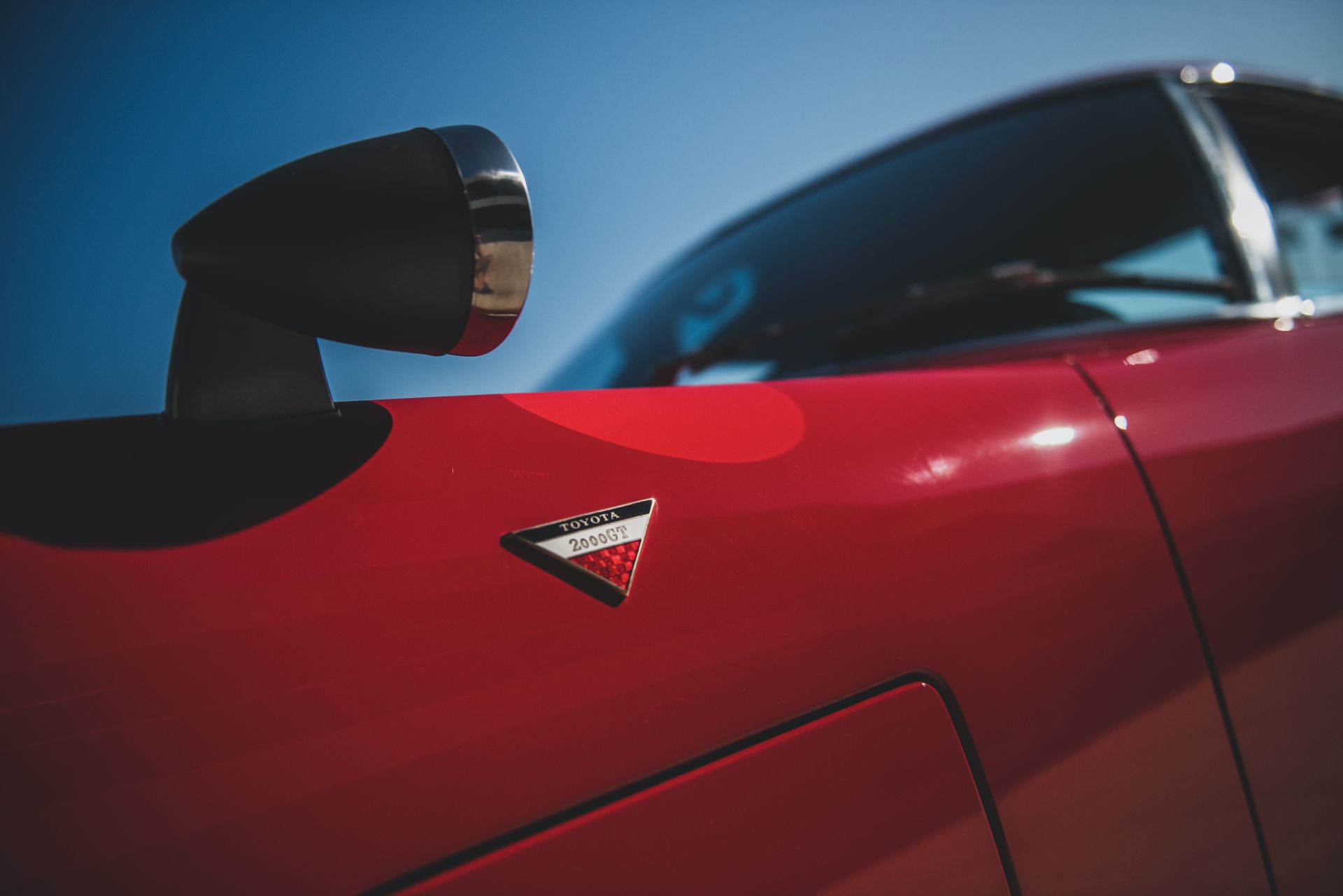 Ultra-Rare LHD 1967 Toyota 2000GT Racks Up $912k At Auction