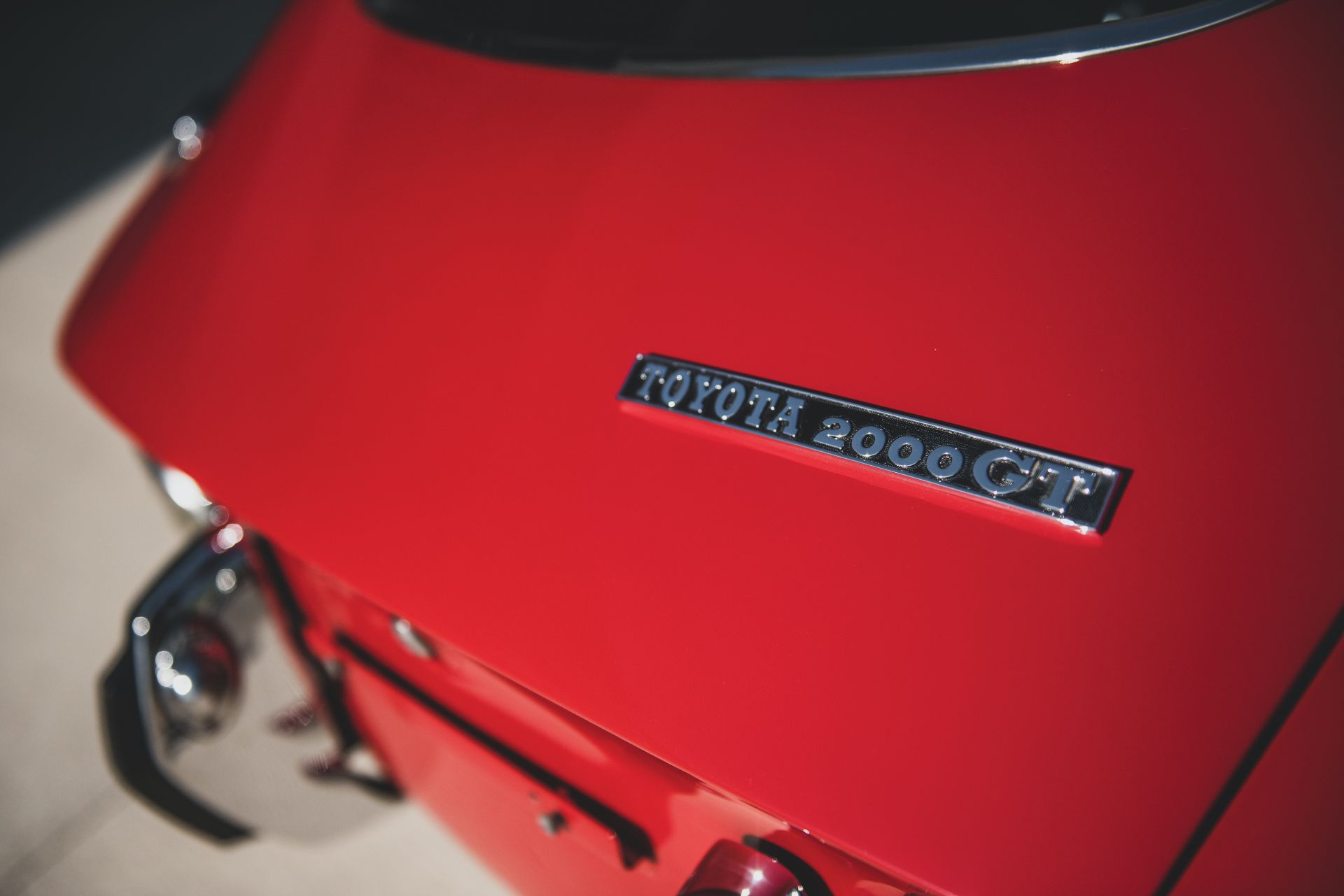 Ultra-Rare LHD 1967 Toyota 2000GT Racks Up $912k At Auction