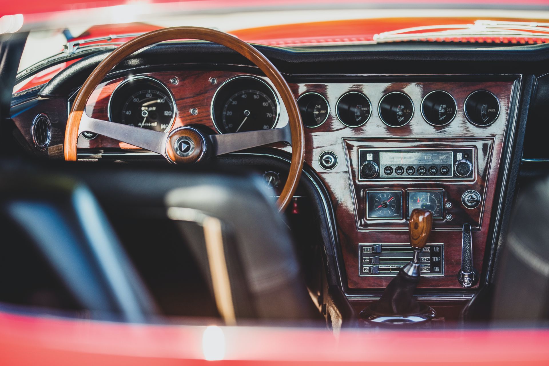 Ultra-Rare LHD 1967 Toyota 2000GT Racks Up $912k At Auction