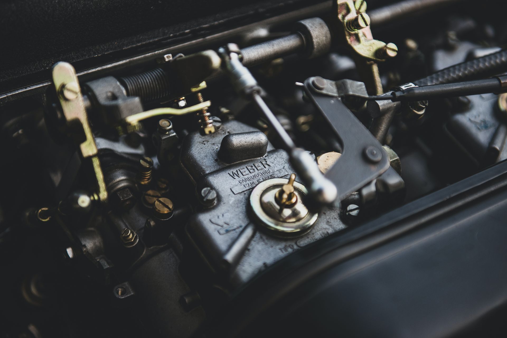 Ultra-Rare LHD 1967 Toyota 2000GT Racks Up $912k At Auction