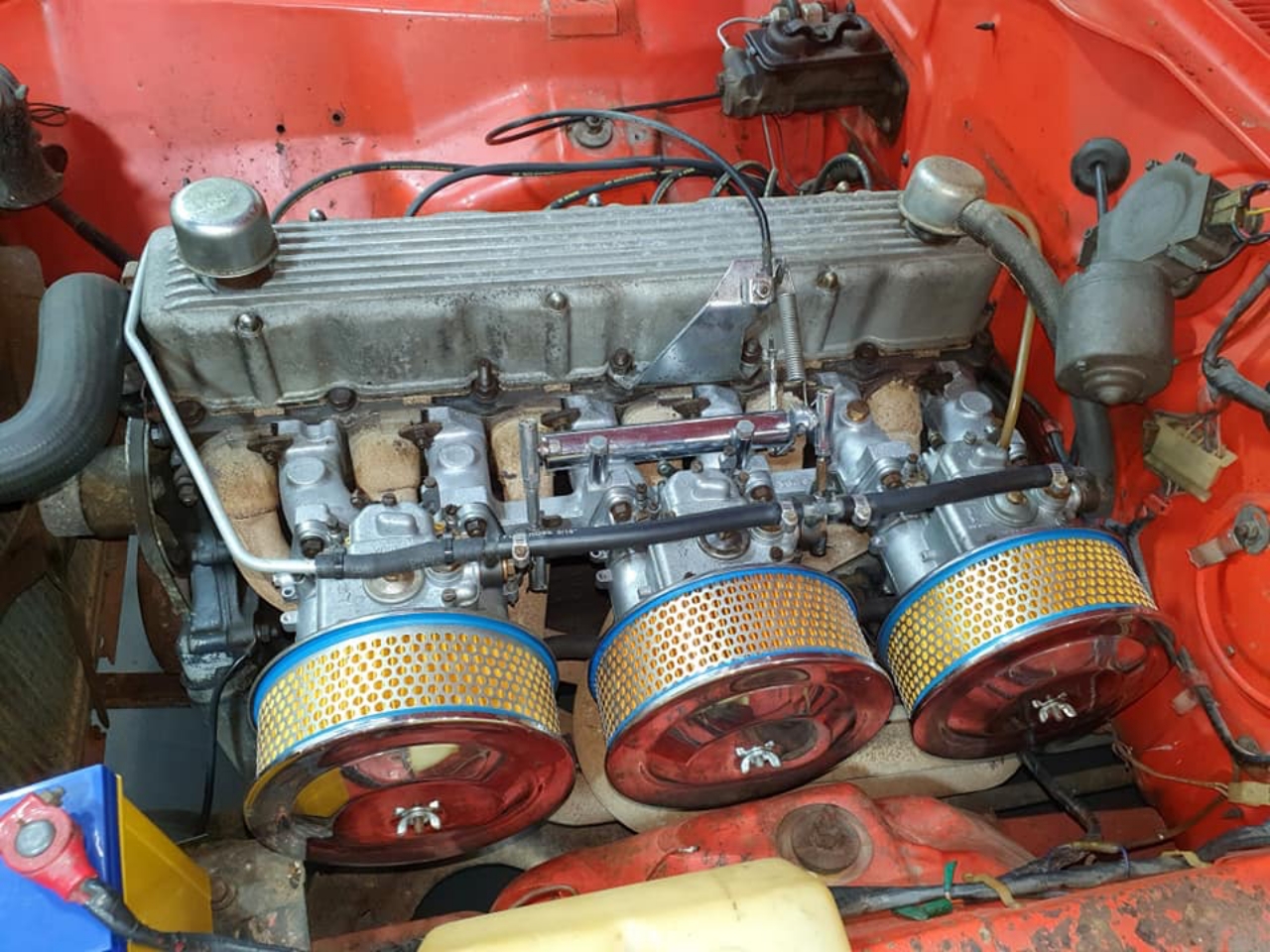 Super Rare, Unrestored 1972 Chrysler Valiant Charger R/T E49 ‘Big Tank’ Is An Aussie Muscle Car Icon