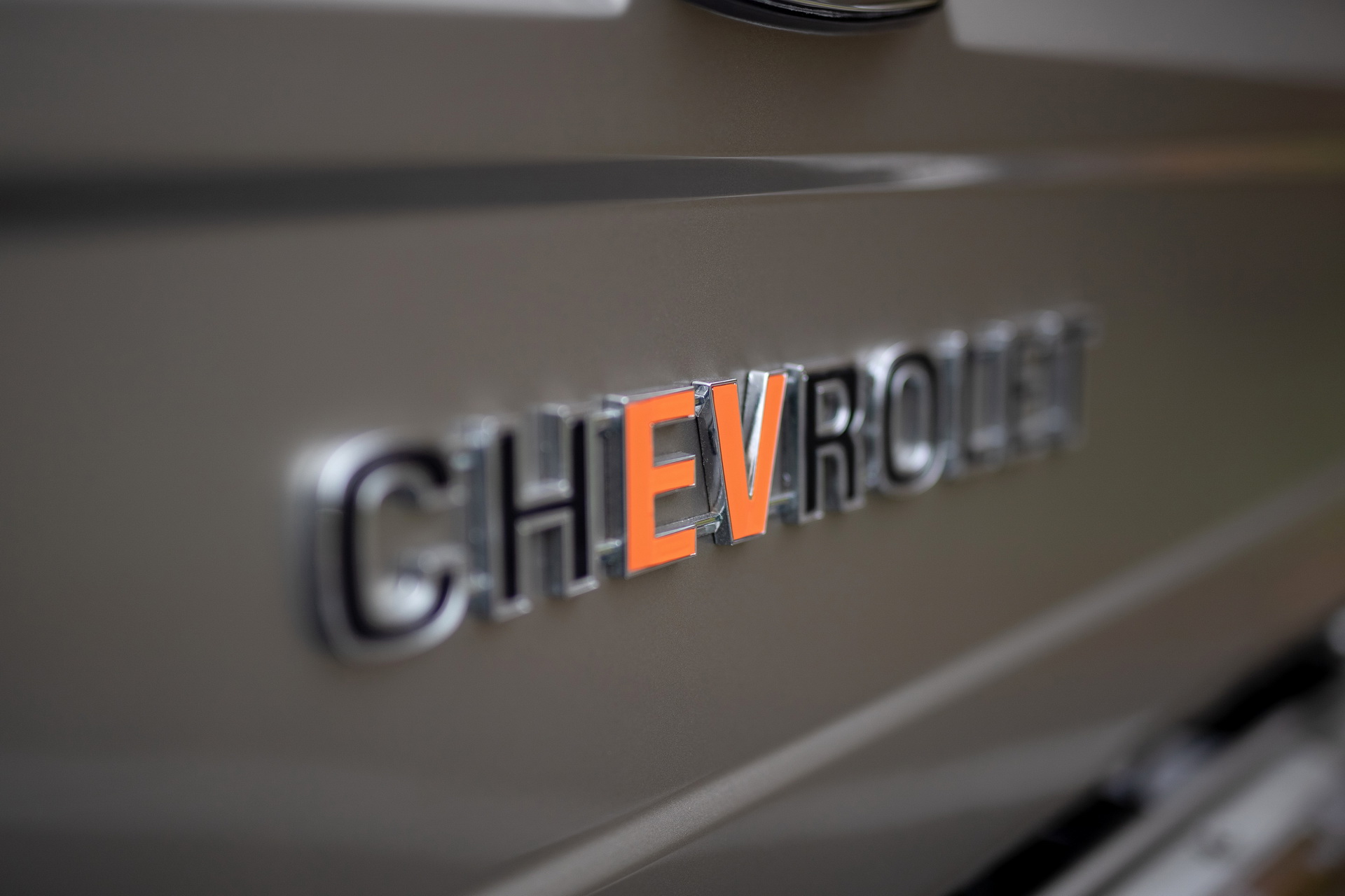 Chevrolet Converts 1977 K5 Blazer To Electric Power, Previews Upcoming eCrate Package