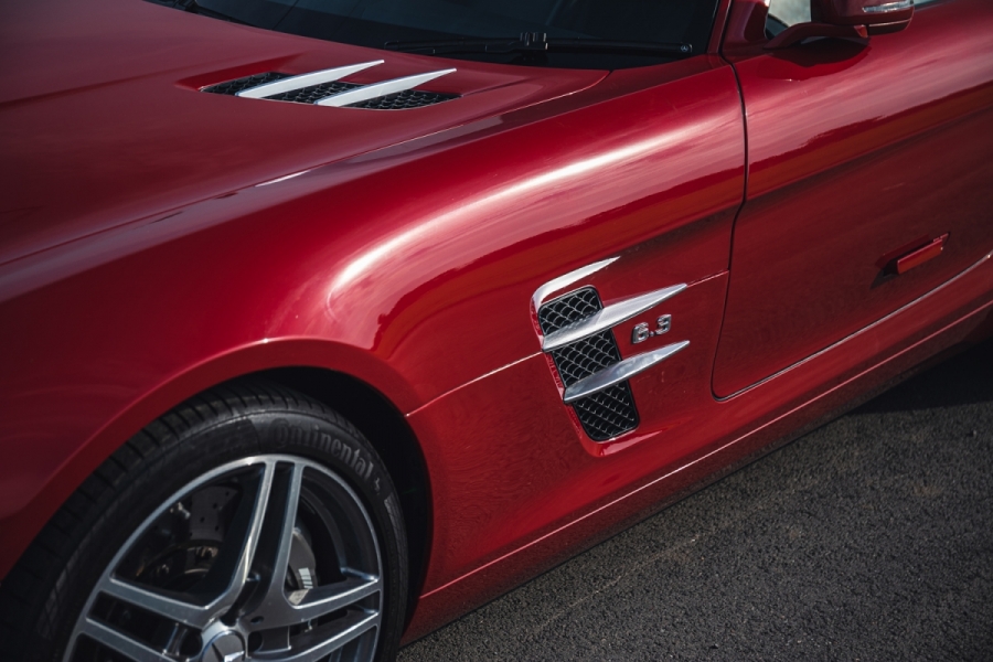 Low-Mileage Mercedes-Benz SLS AMG Looks Like It’s Ready To Fly