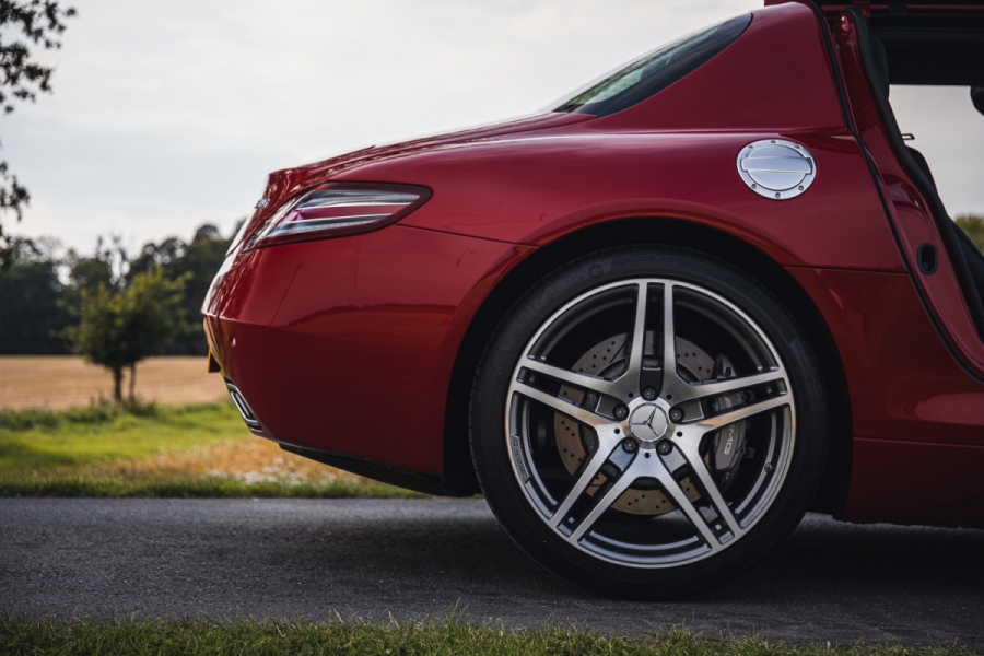 Low-Mileage Mercedes-Benz SLS AMG Looks Like It’s Ready To Fly