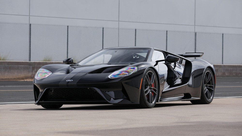 853-Mile 2018 Ford GT Sells For $1.21 Million, Or Nearly Three Times Its MSRP