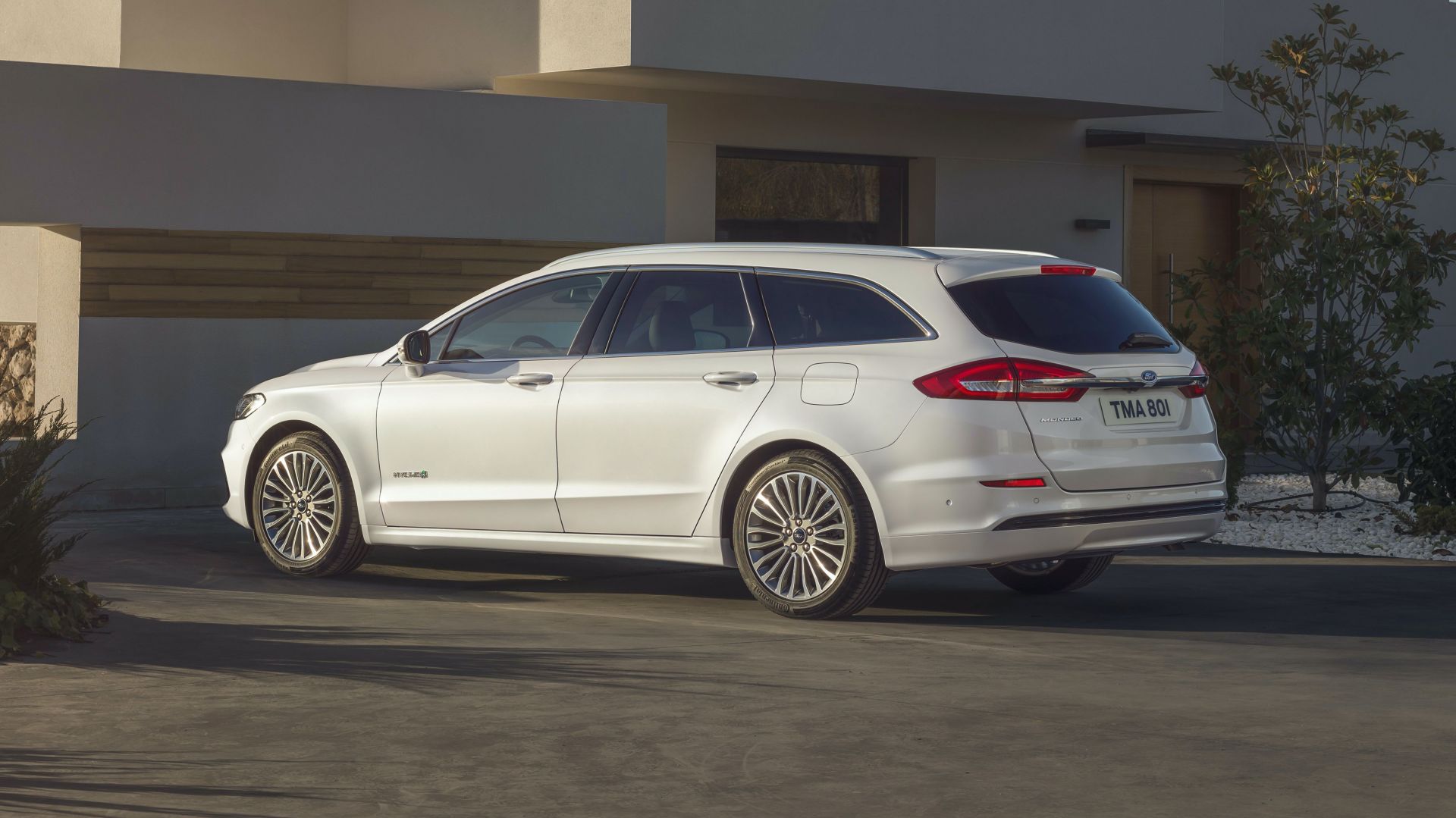 Want A Petrol-Powered Ford Mondeo? You Can Only Have It As A Hybrid