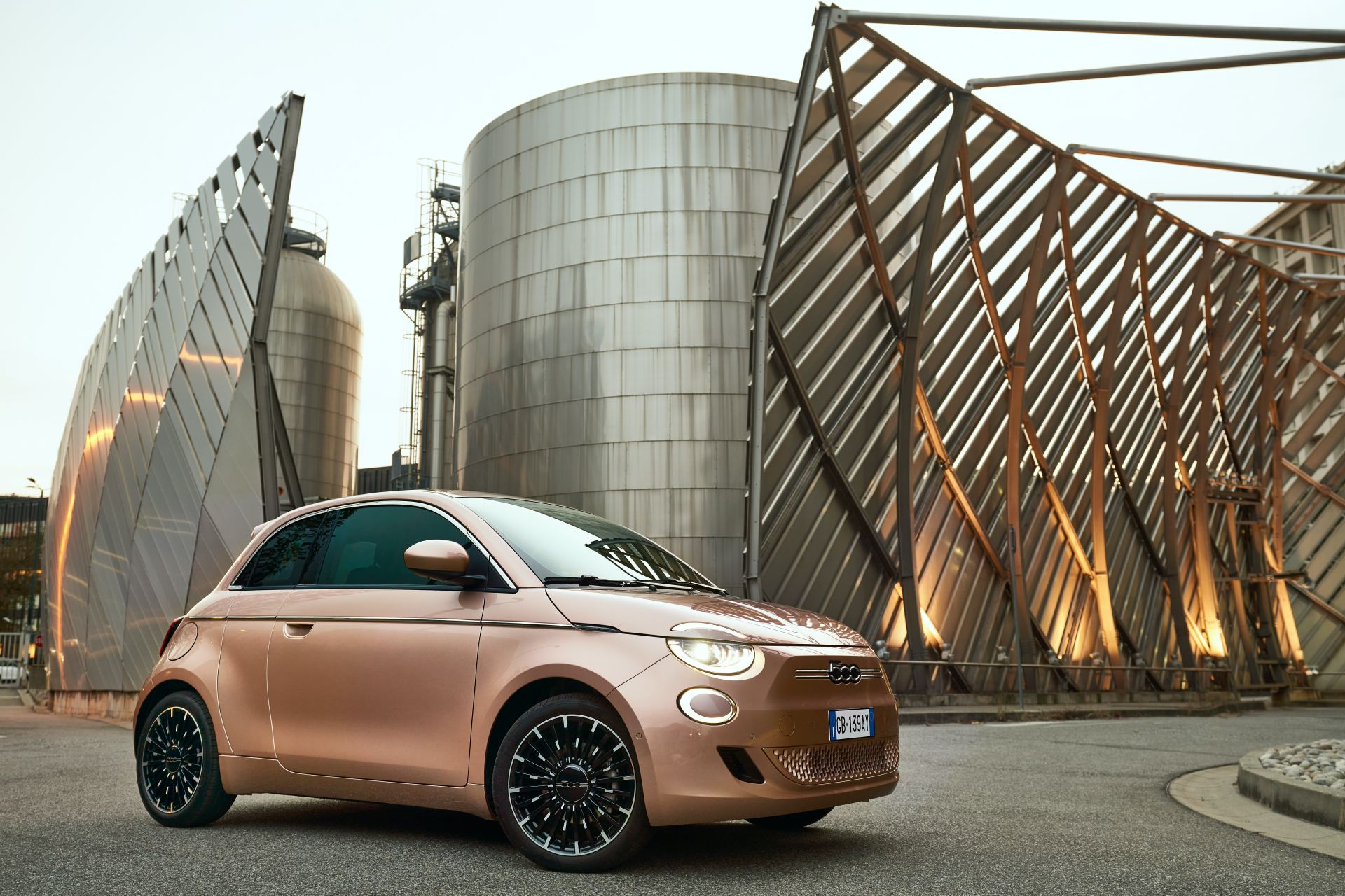 2021 Fiat 500 3+1 Is The Electric Mini’s Most Practical Variant With A Third Suicide Door