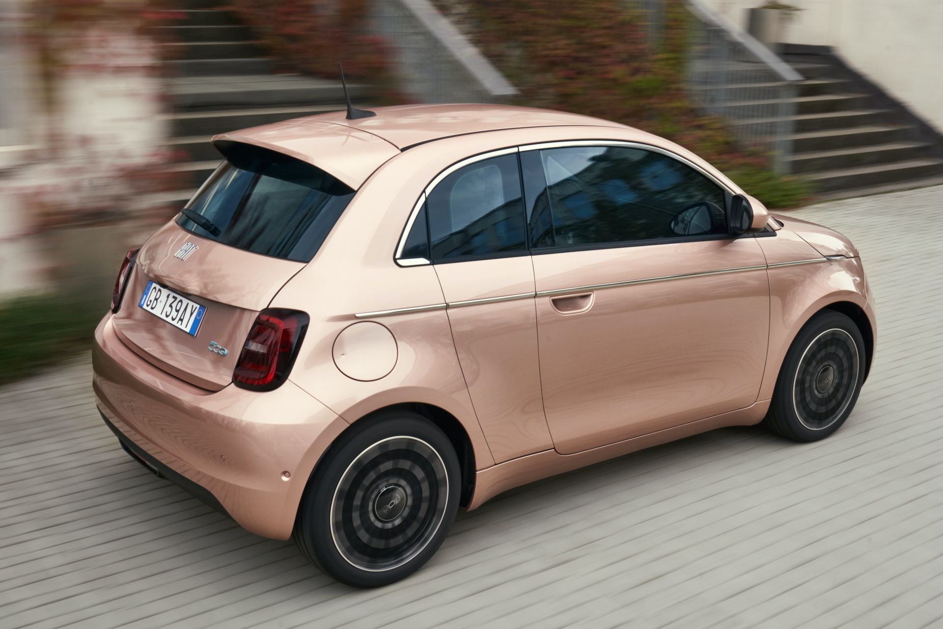 2021 Fiat 500 3+1 Is The Electric Mini’s Most Practical Variant With A Third Suicide Door