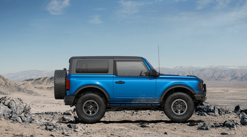  2025 Ford Bronco Brings Back Base Model With Manual And Steelies