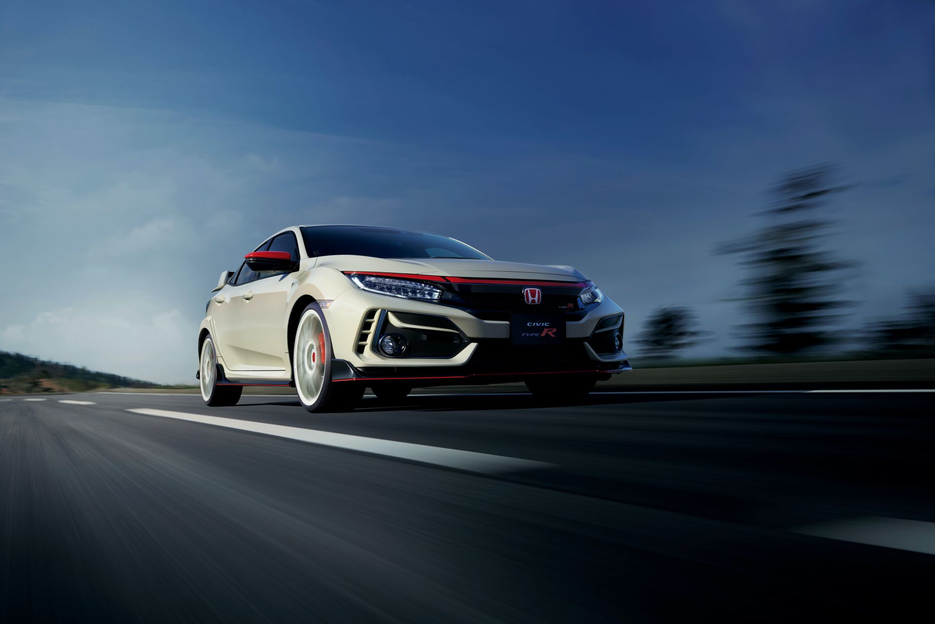 Honda Access Further Sharpens Up Japan’s 2021 Civic Type R
