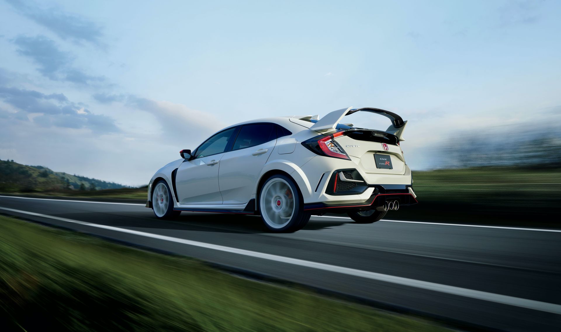 Honda Access Further Sharpens Up Japan’s 2021 Civic Type R