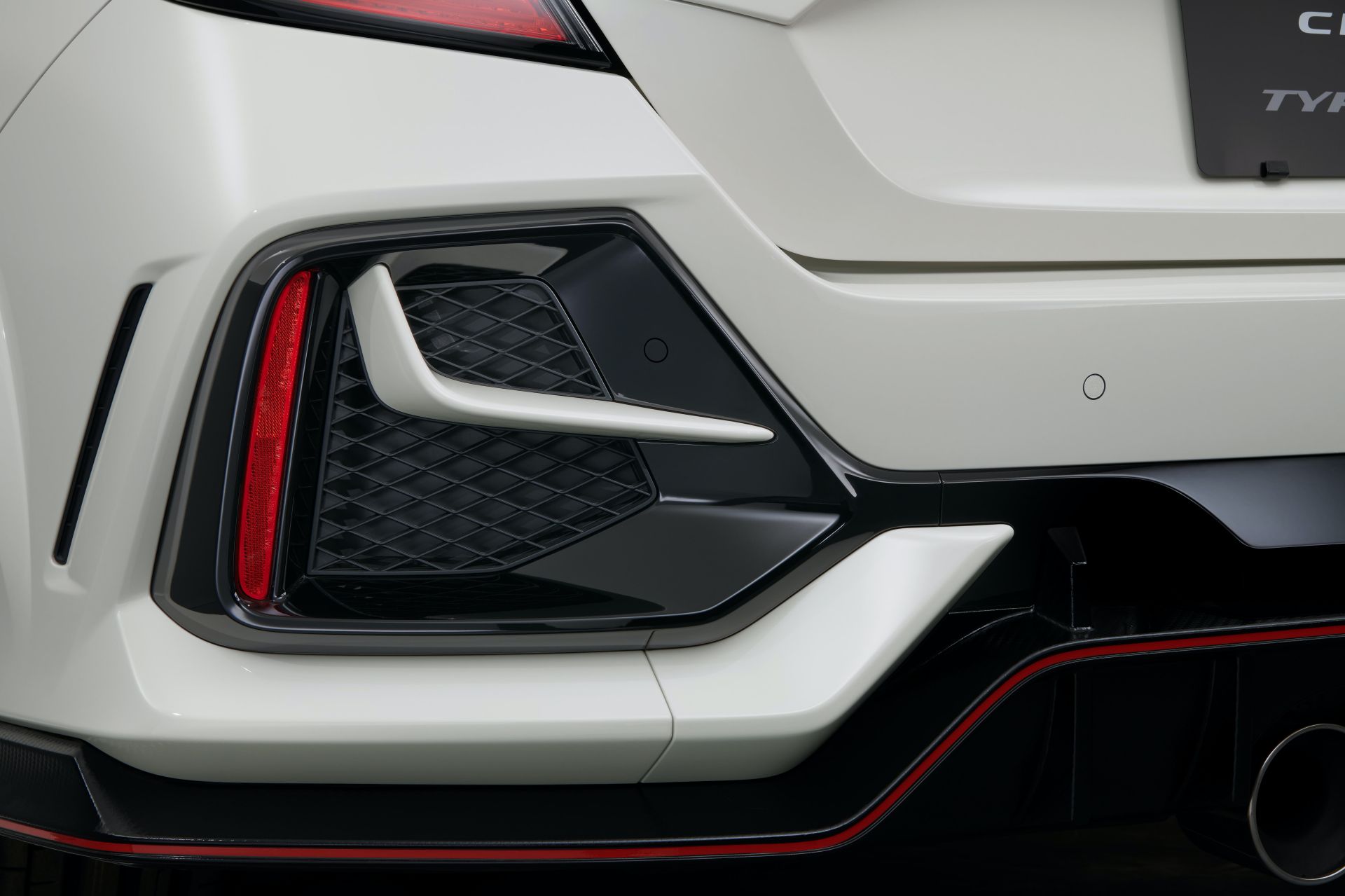 Honda Access Further Sharpens Up Japan’s 2021 Civic Type R