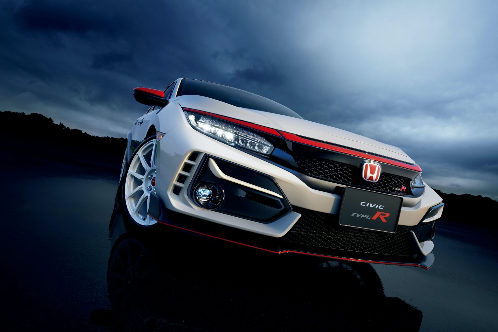 Honda Access Further Sharpens Up Japan’s 2021 Civic Type R