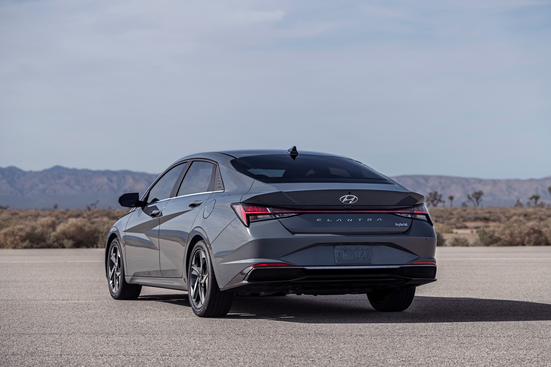 2021 Hyundai Elantra Starts At $19,650 While N Line Costs $24,100