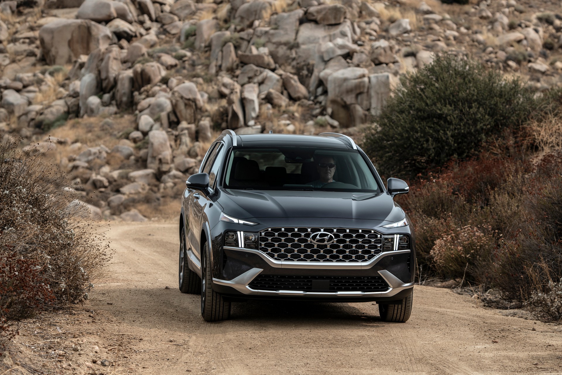 2021 Hyundai Santa Fe Gets Four New Engines In America, Including A Plug-In Hybrid
