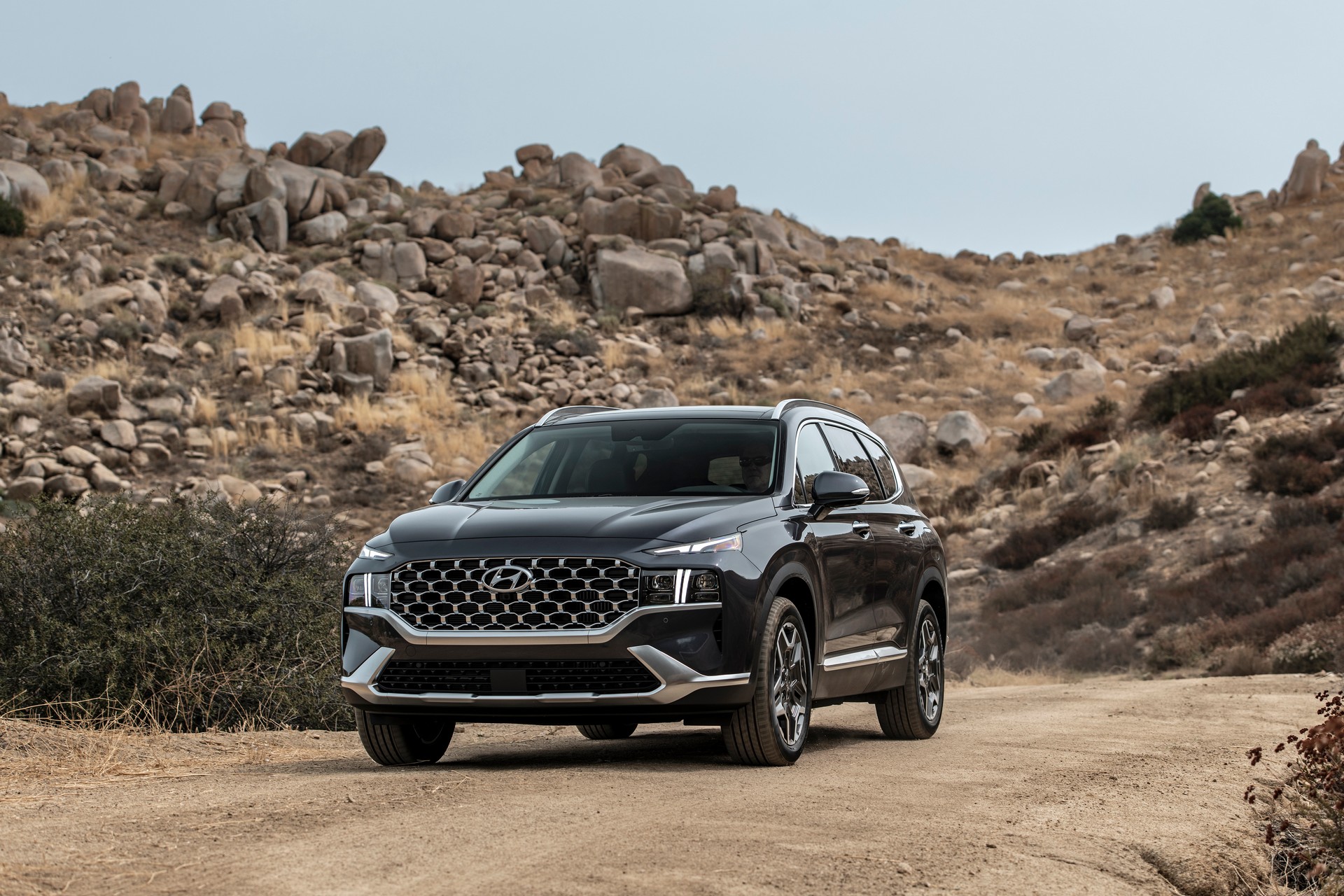 2021 Hyundai Santa Fe Gets Four New Engines In America, Including A Plug-In Hybrid