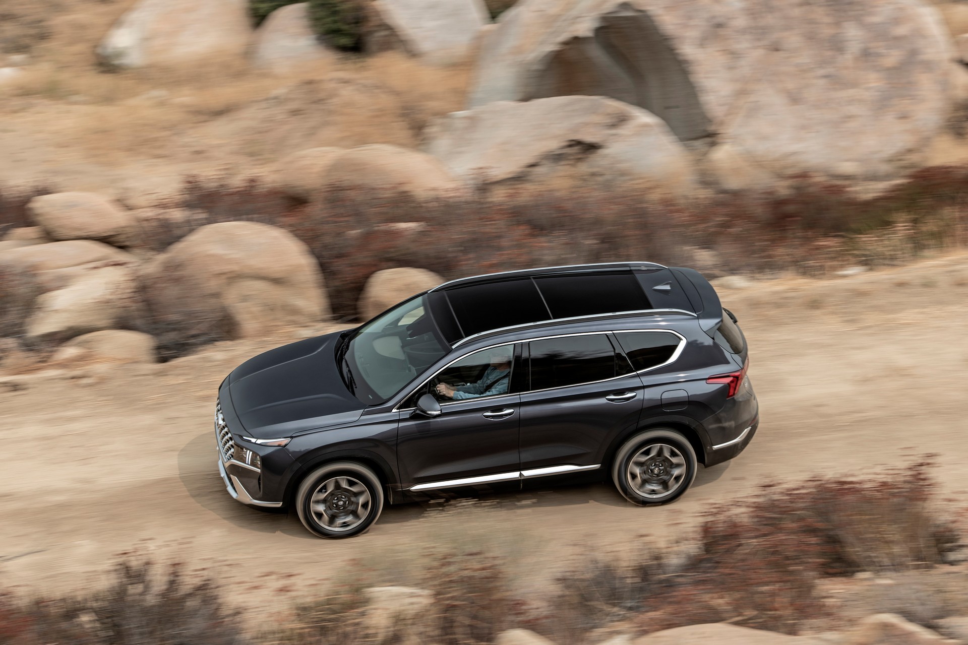 2021 Hyundai Santa Fe Gets Four New Engines In America, Including A Plug-In Hybrid