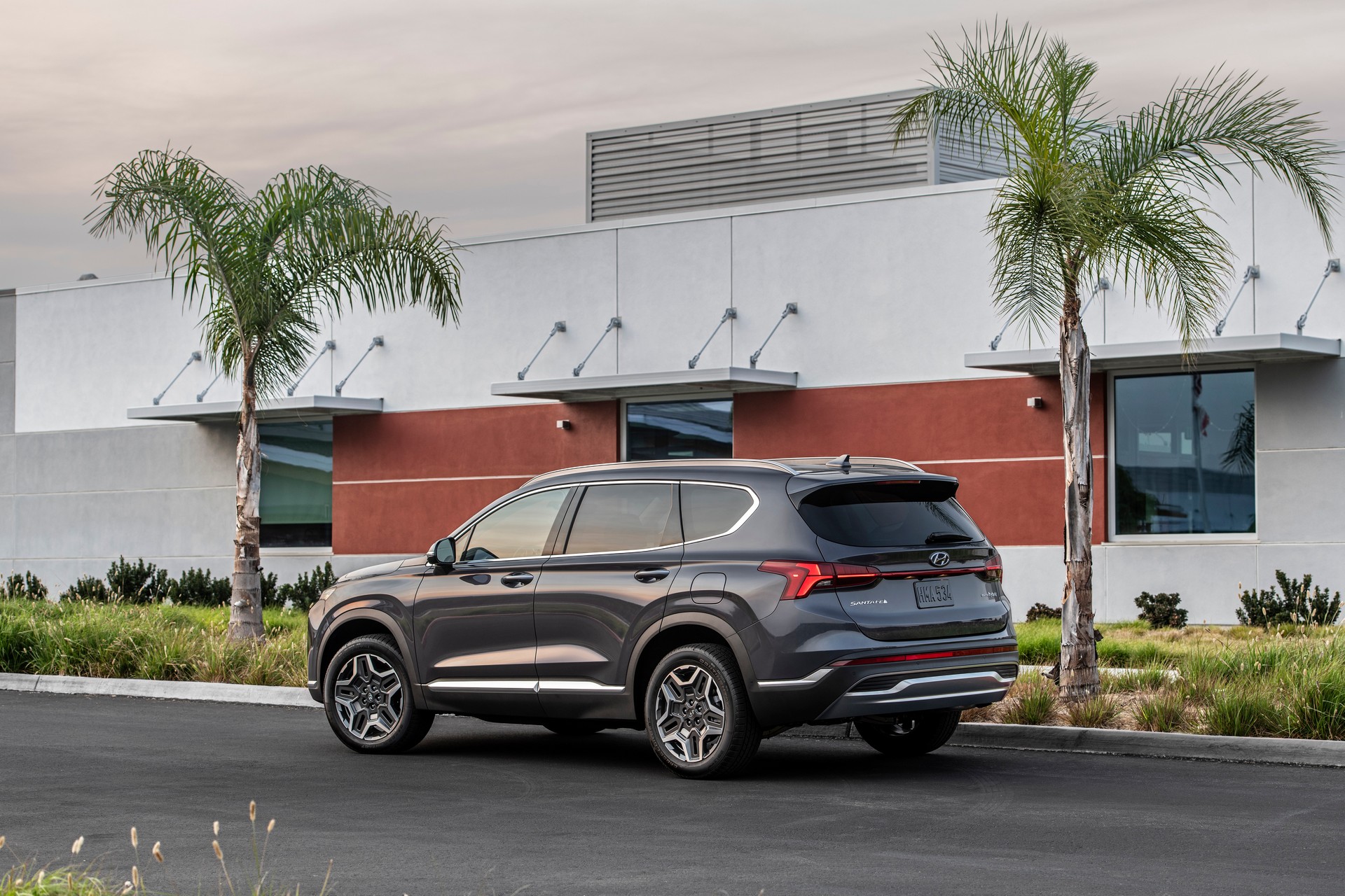 2021 Hyundai Santa Fe Gets Four New Engines In America, Including A Plug-In Hybrid