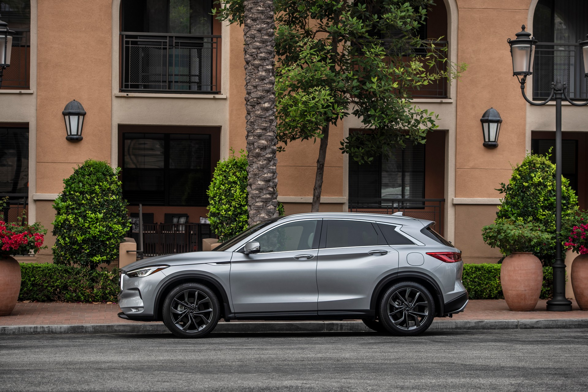 2021 Infiniti QX50 Gets More Standard Equipment To Help Offset Higher Prices