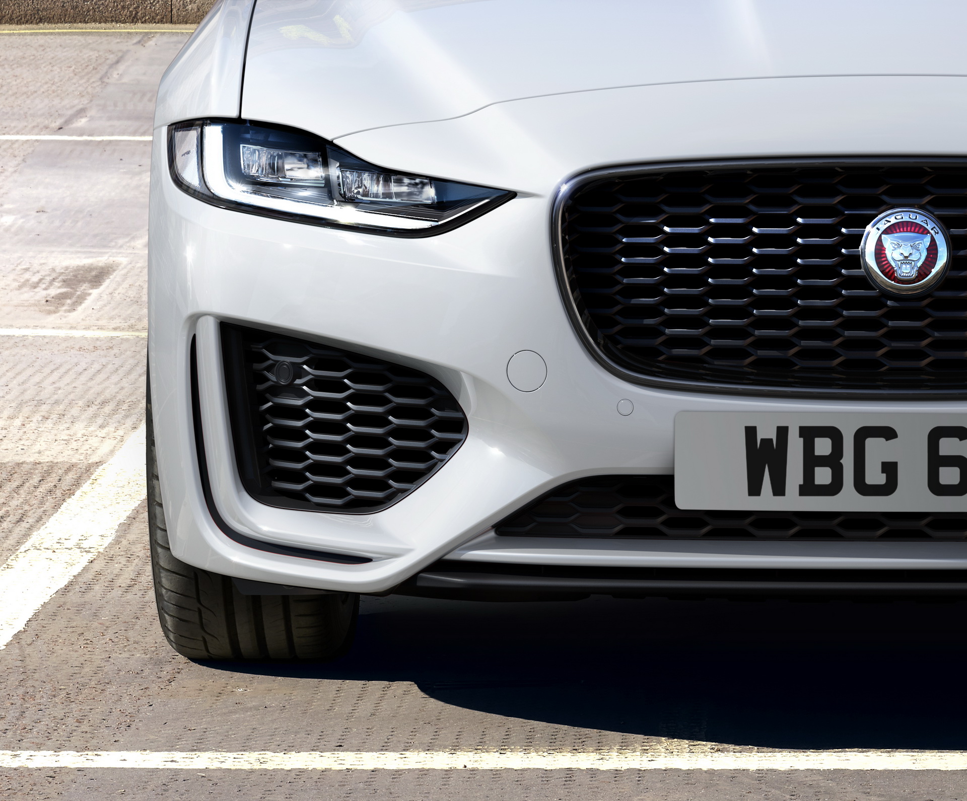 2021 Jaguar XE Gains Mild Hybrid Diesel Powertrain And A Big Price Cut
