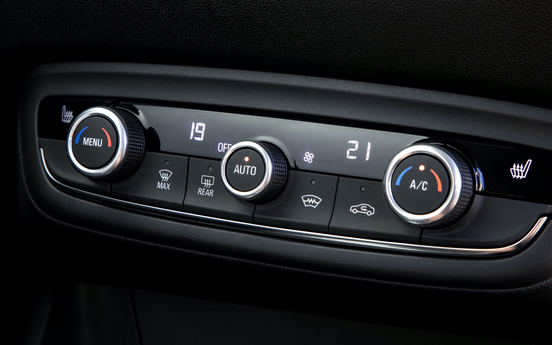 2021 Opel / Vauxhall Crossland Goes Official With New ‘Vizor’ Face, GS Line+ / SRi Trim