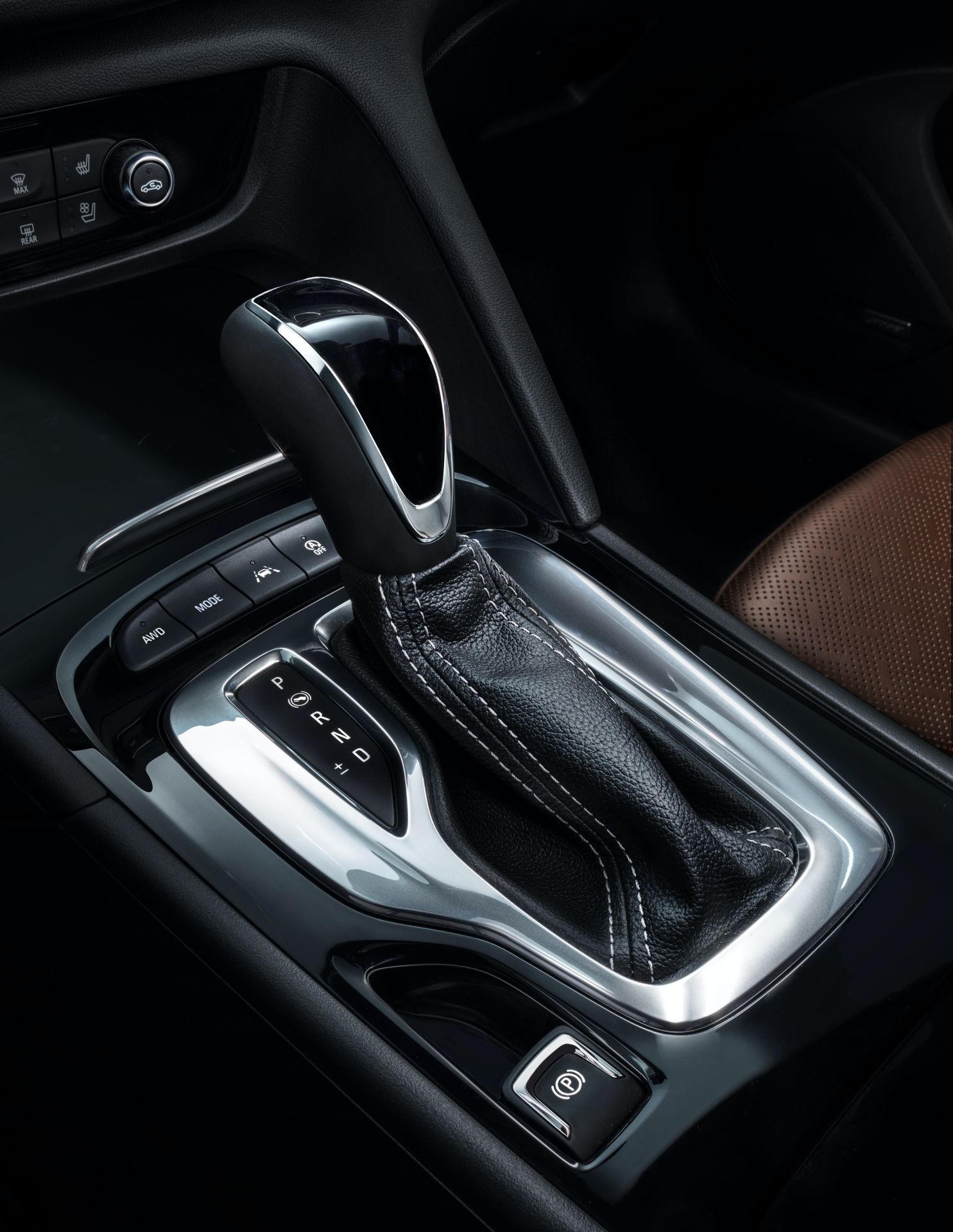 2020 Opel Insignia Gains New 2.0L Turbo Petrol, Diesel AWD Powertrains In Europe