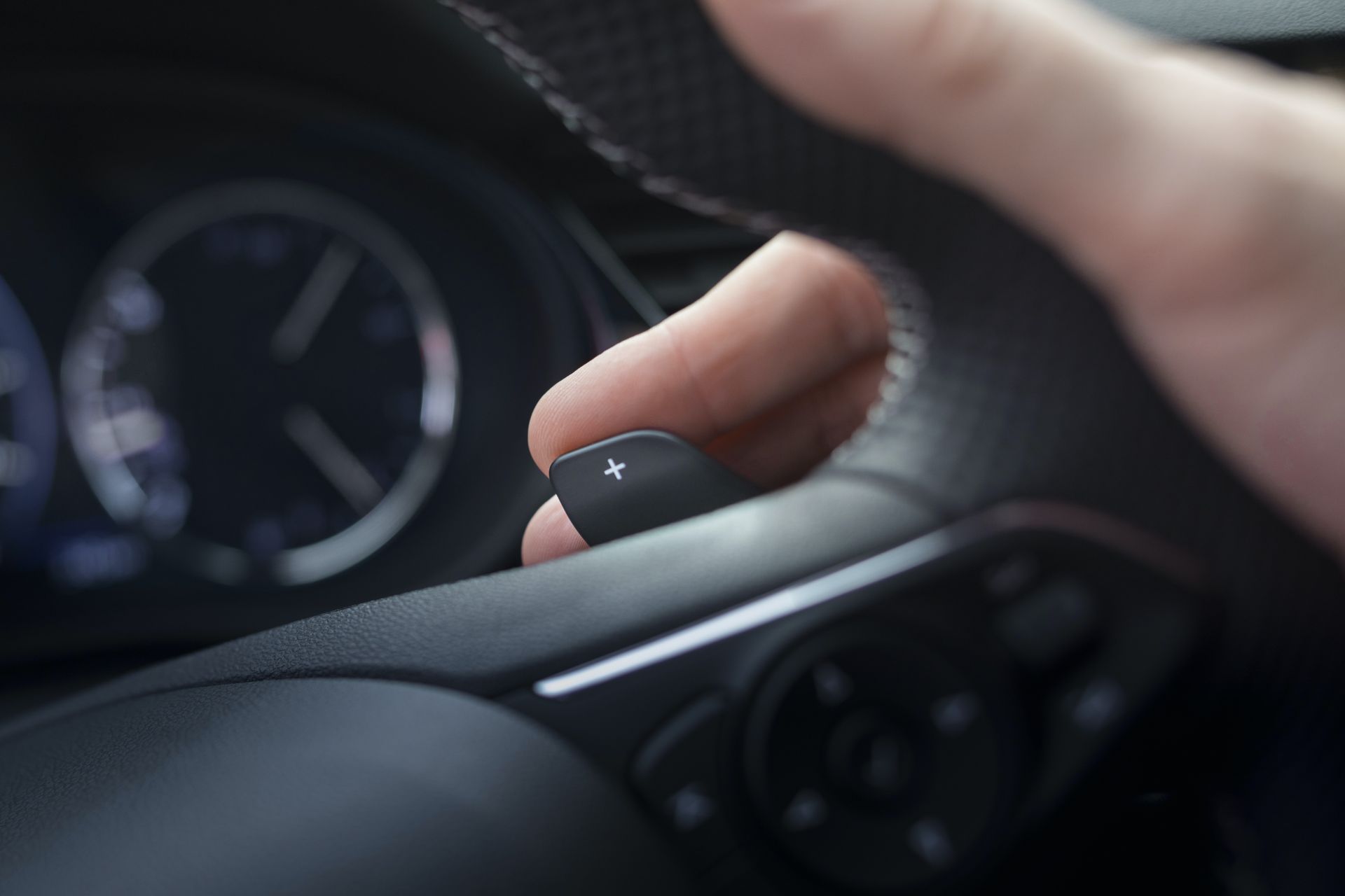 2020 Opel Insignia Gains New 2.0L Turbo Petrol, Diesel AWD Powertrains In Europe