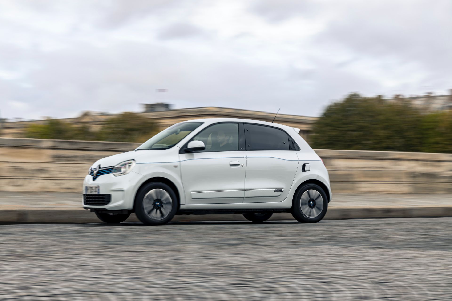 2021 Renault Twingo Electric Detailed, Offers Longer Range Than Initially Announced