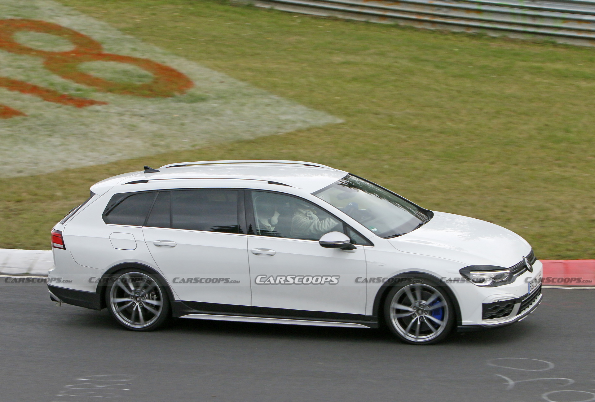 The 2021 VW Golf R Variant Will Be A 328 HP, AWD Compact Wagon For The People