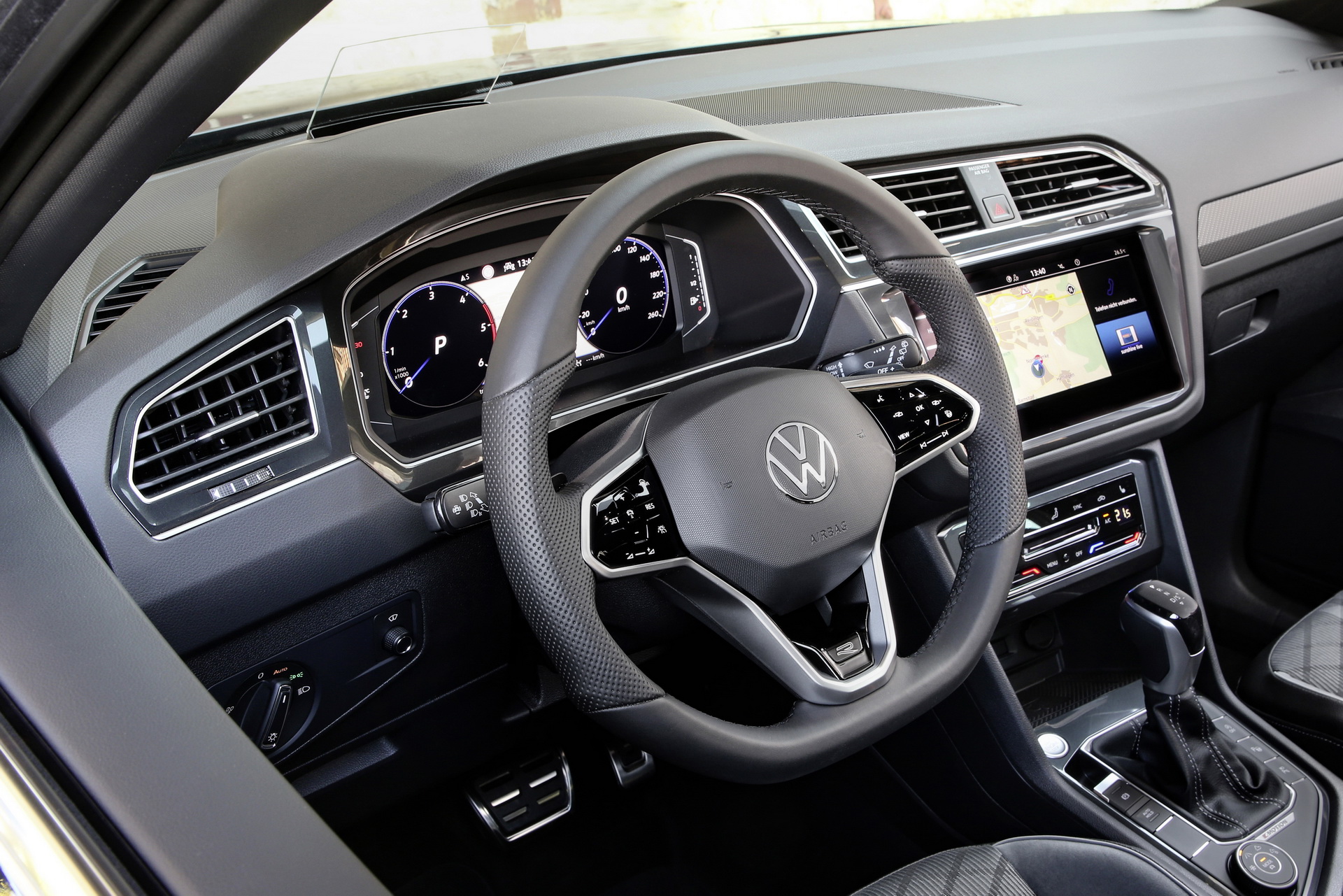 VW Tiguan Packages & Accessories | Sunroof, Third-Row Seating & More