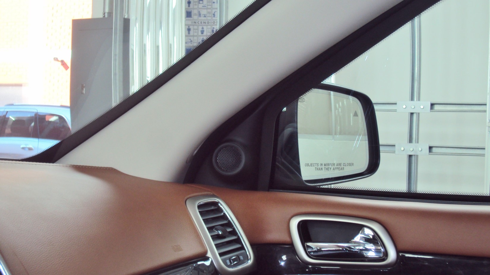 Mexico’s 2020 Jeep Grand Cherokee Armored Can Help You Survive The Bad Guys