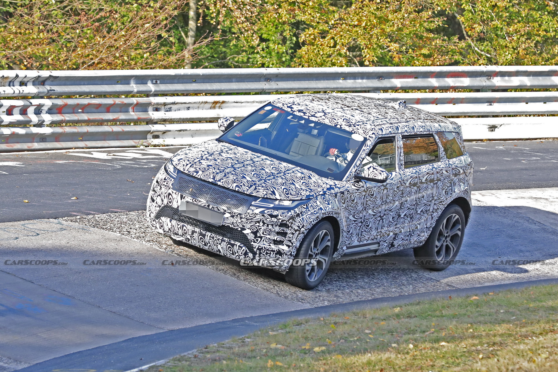 Stretched 2021 Range Rover Evoque Long-Wheelbase Is Coming, But Will We See It In Europe And America?
