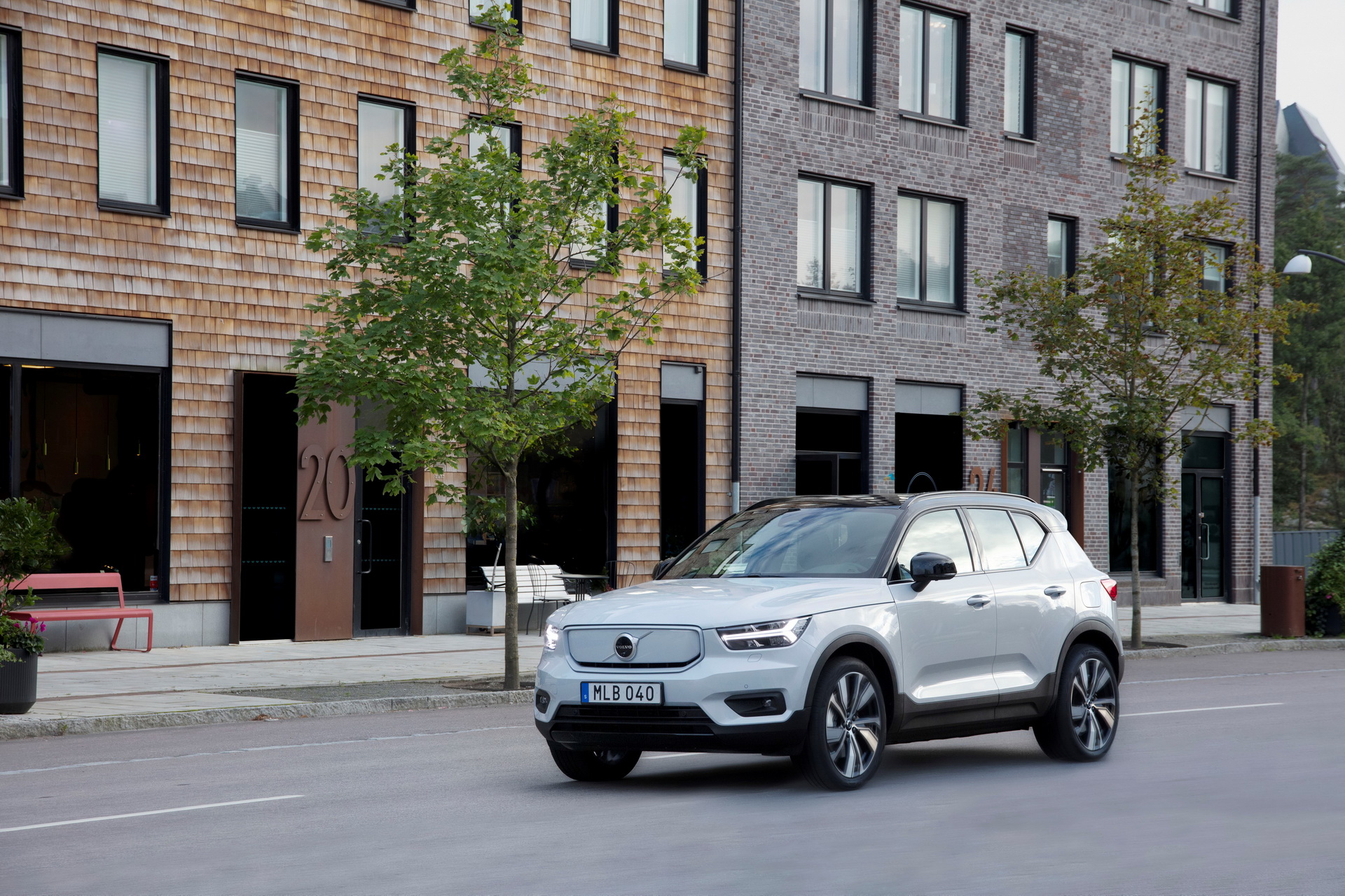 Volvo Finally Puts A Price Tag On The XC40 Recharge In The U.S. And Canada