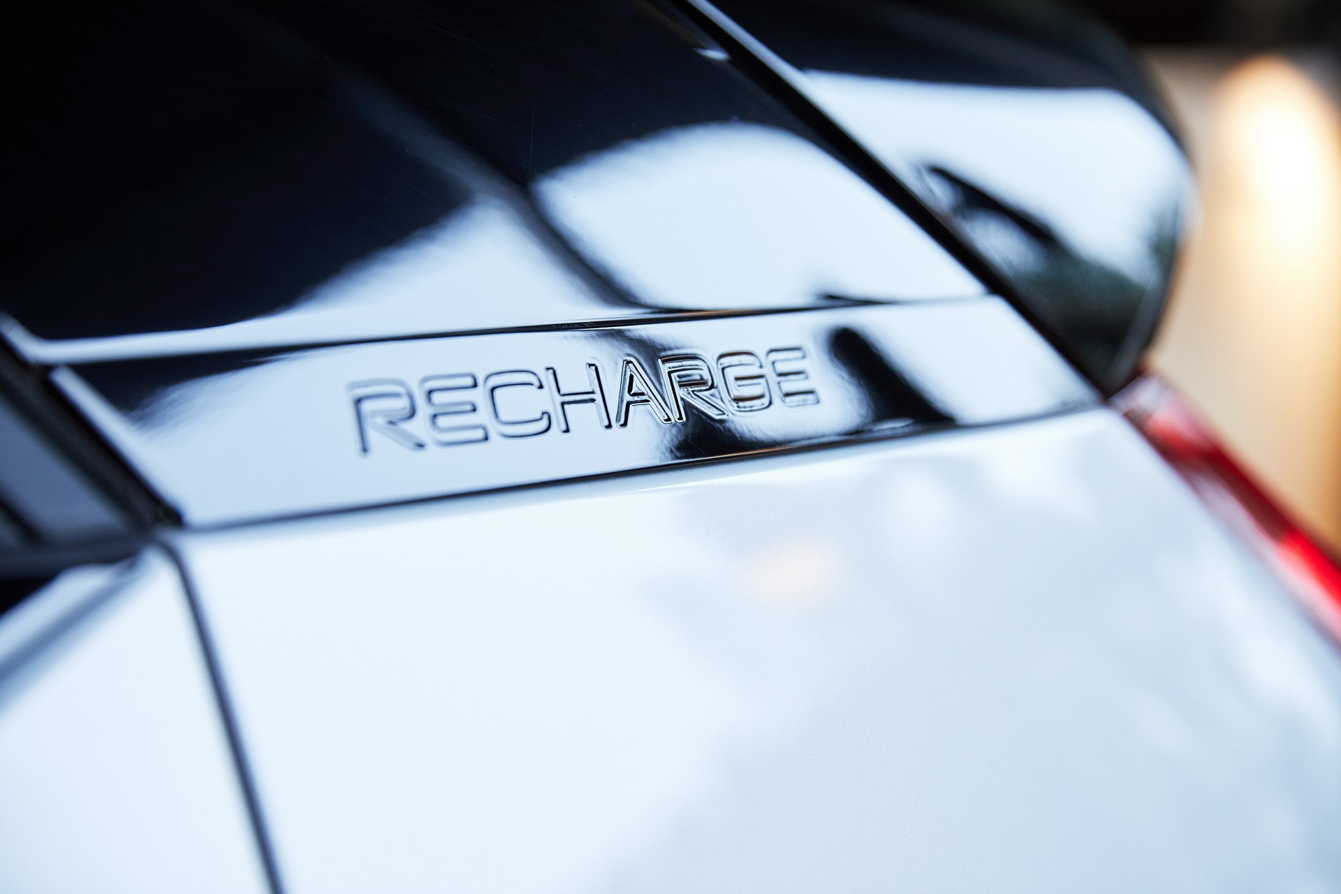 Volvo Finally Puts A Price Tag On The XC40 Recharge In The U.S. And Canada