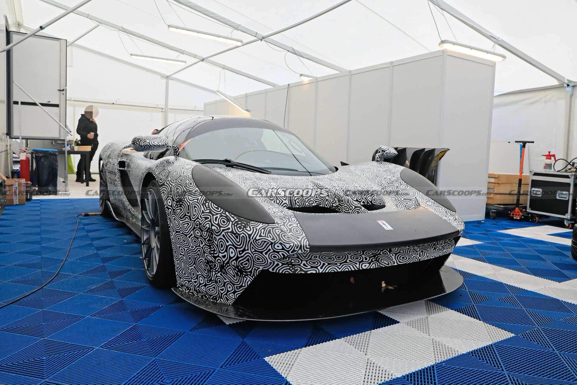 2022 SCG 004S Street-Legal Supercar Makes Track Debut On A Wet Nordschleife