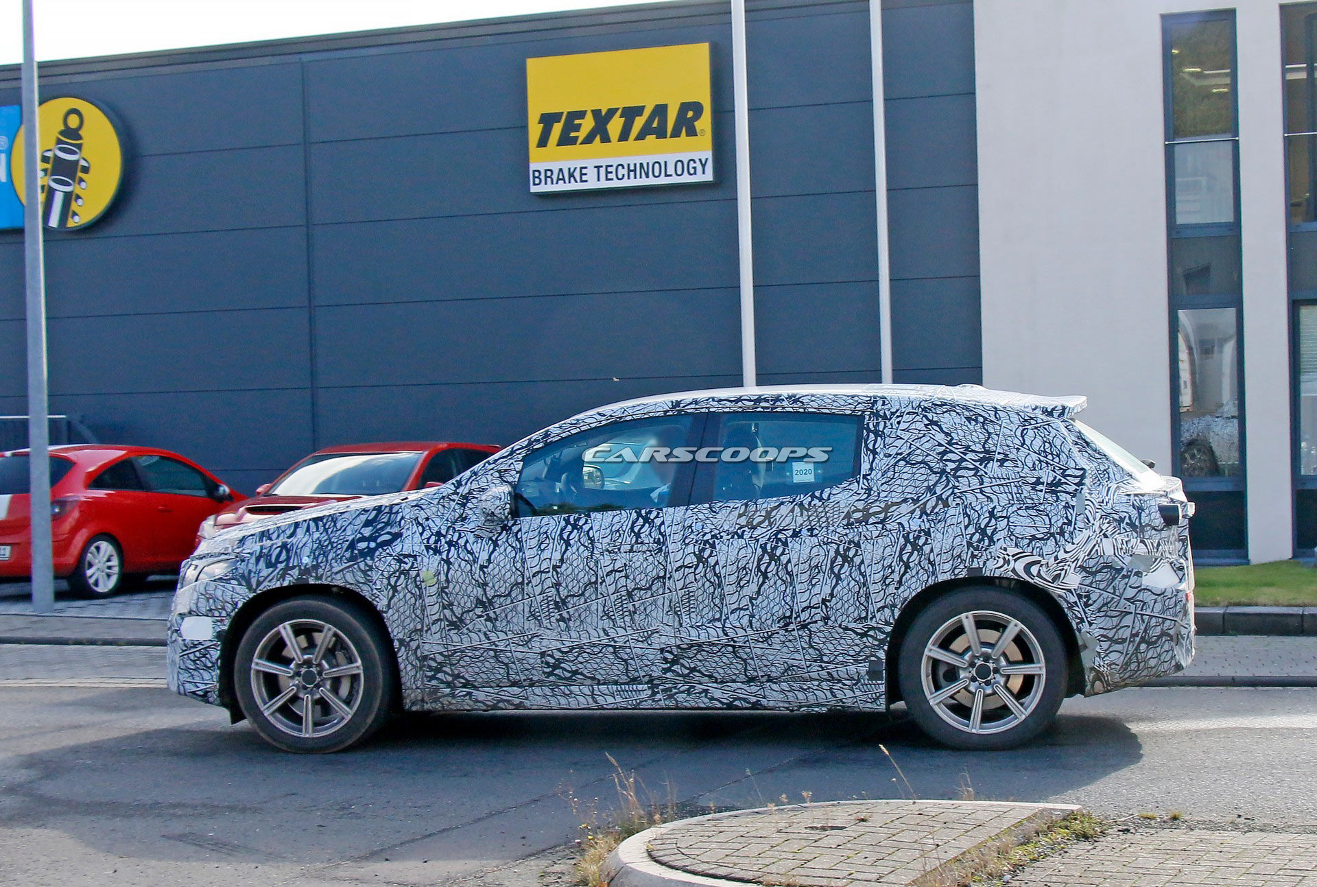 New Mercedes EQS Range-Topping Electric SUV Spied Inside And Out