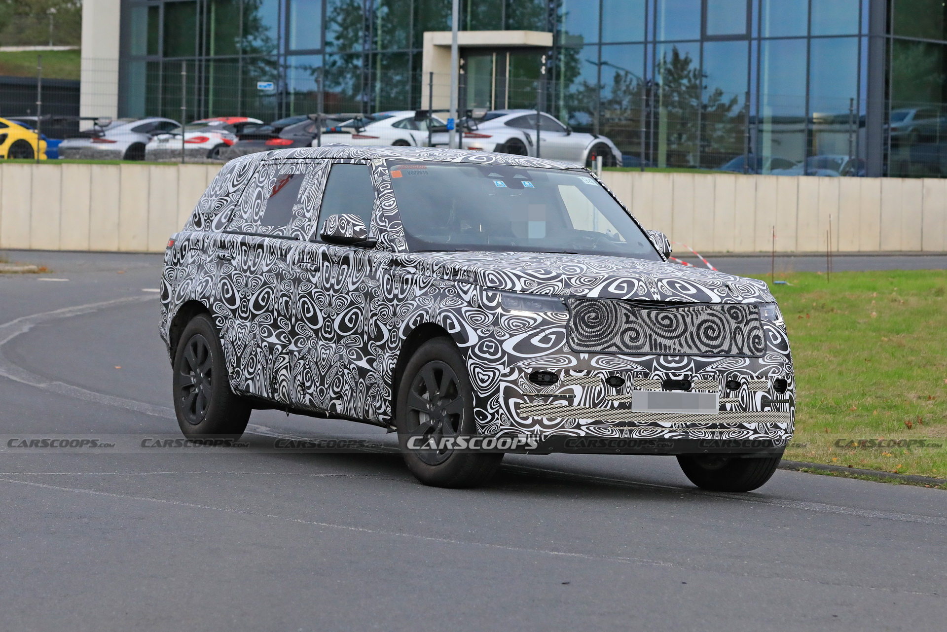Land Rover Brings A Range Rover LWB Prototype To The ‘Ring