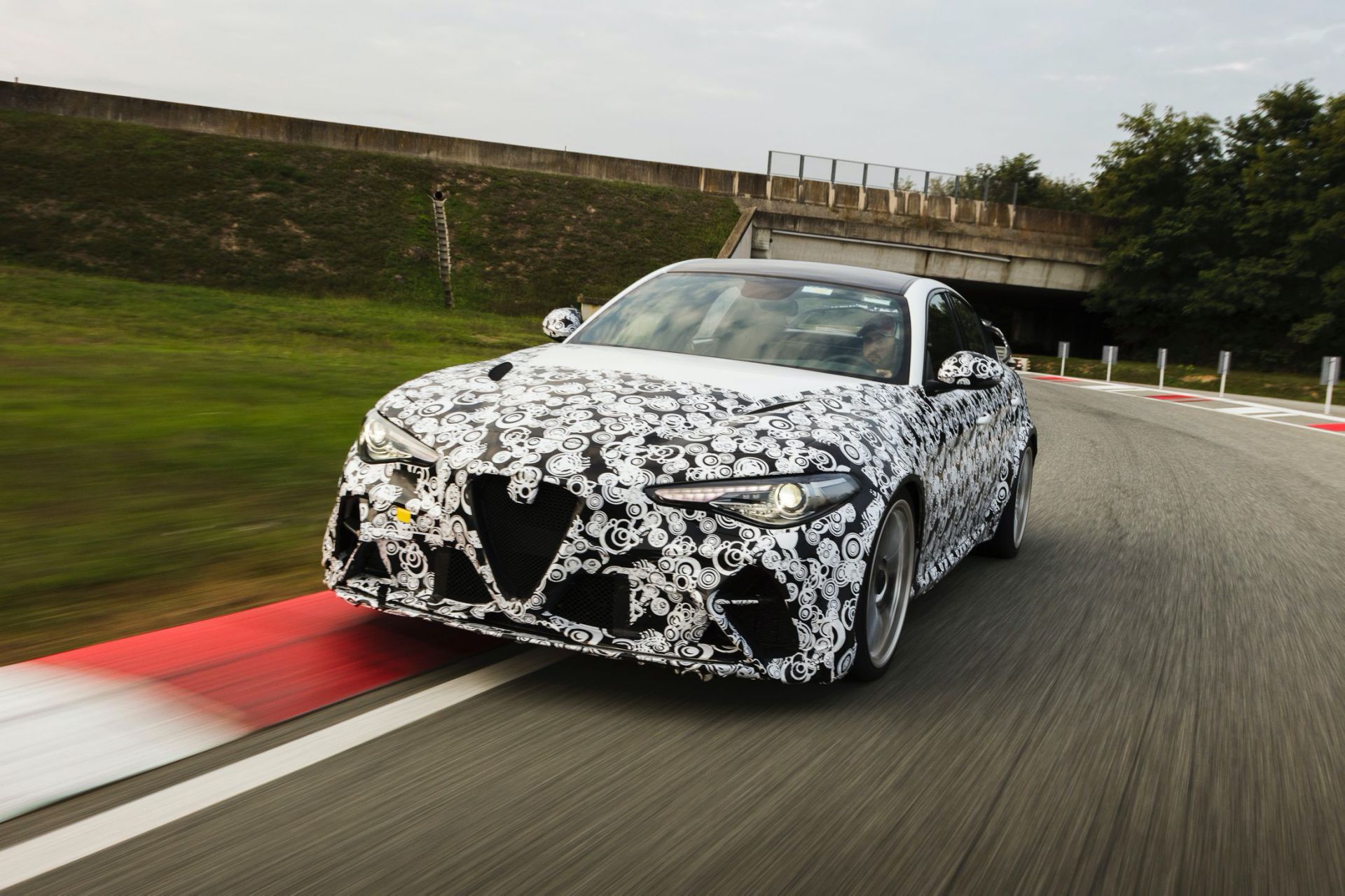 Alfa Romeo’s F1 Drivers Get Personally Involved In Fine-Tuning The Giulia GTA And GTAm