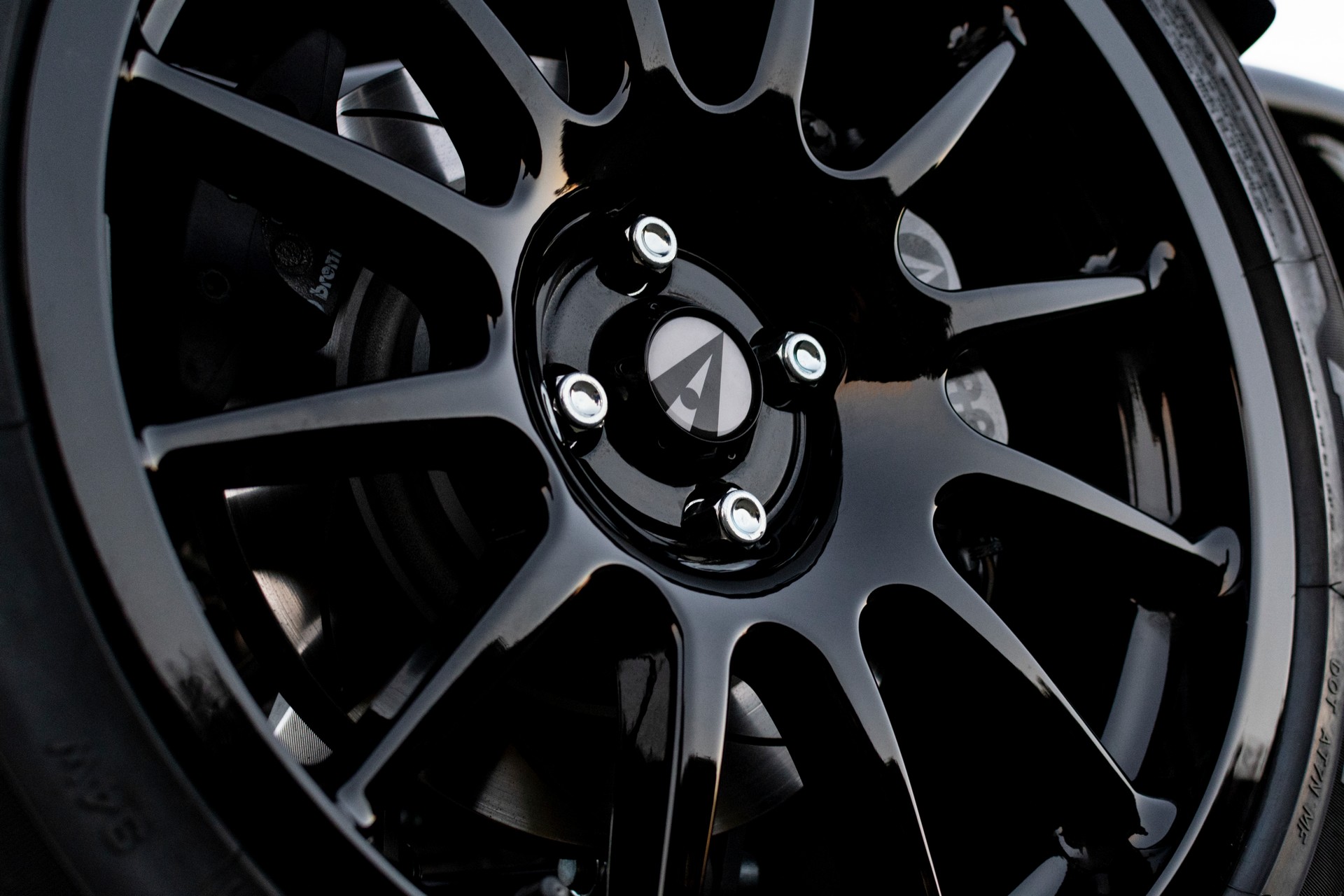 The Ariel Atom 4 Is Now Being Made In America And It’ll Cost You Nearly $75k