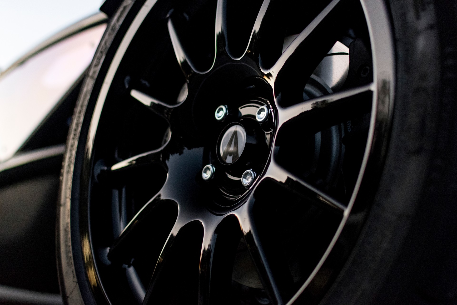 The Ariel Atom 4 Is Now Being Made In America And It’ll Cost You Nearly $75k