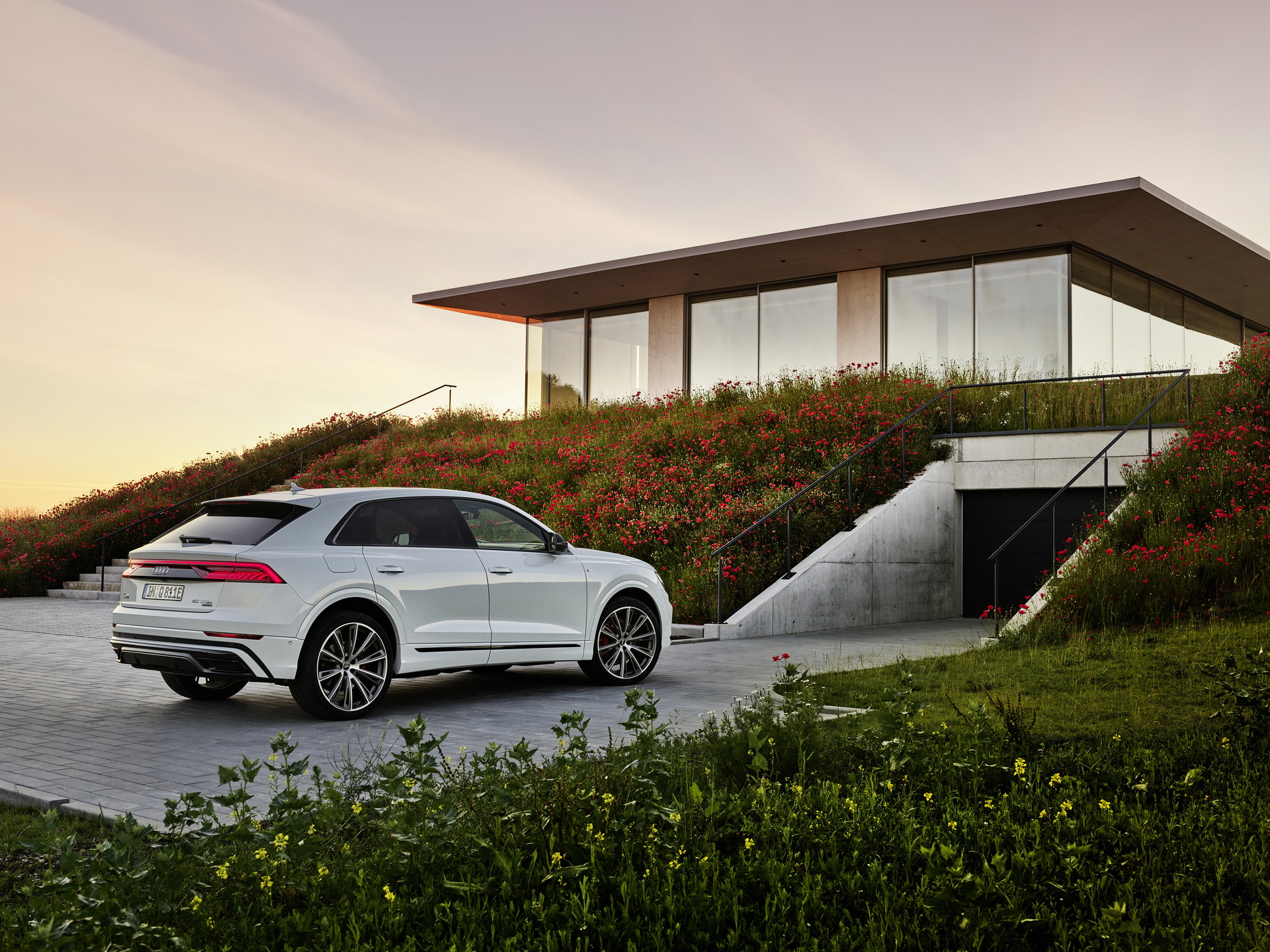 Audi Q8 TFSIe Quattro Plug-In Hybrid Launched In Europe With Up To 455 HP