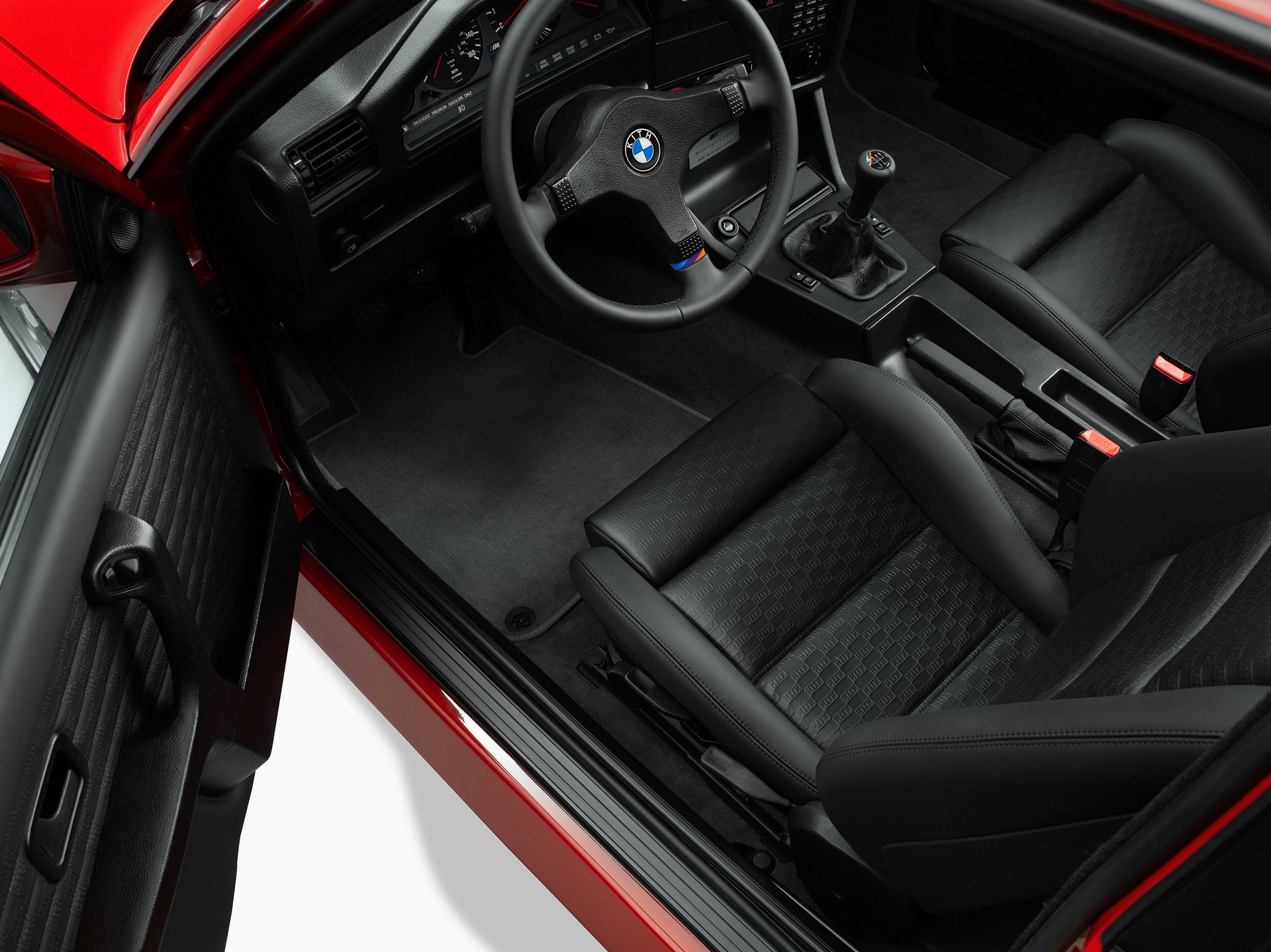 BMW Presents The E30 M3 Ronnie Fieg Edition And M4 Kith Concept