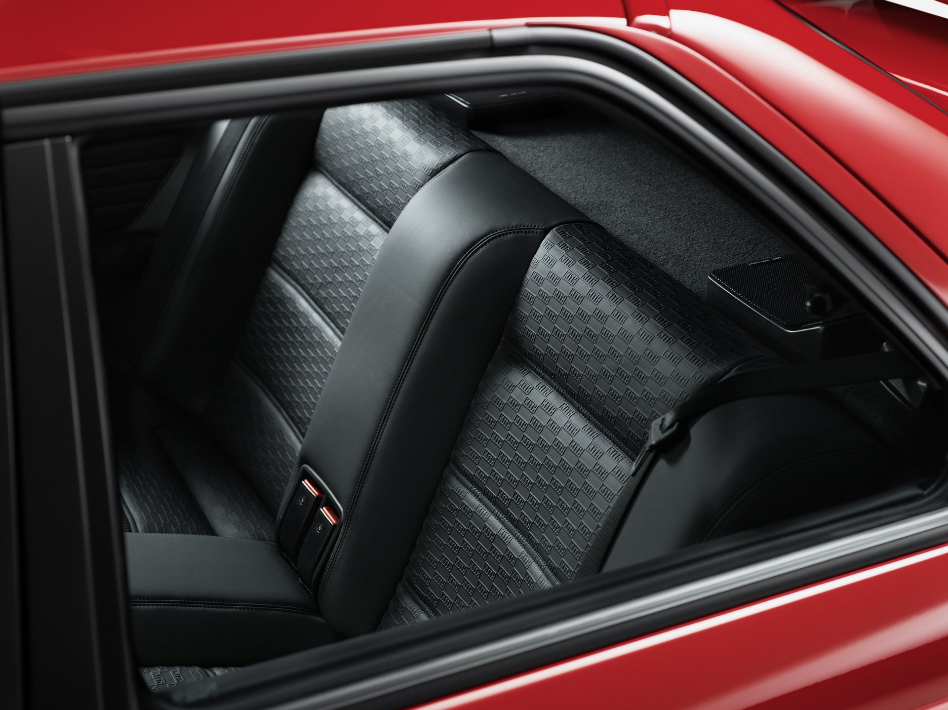 BMW Presents The E30 M3 Ronnie Fieg Edition And M4 Kith Concept