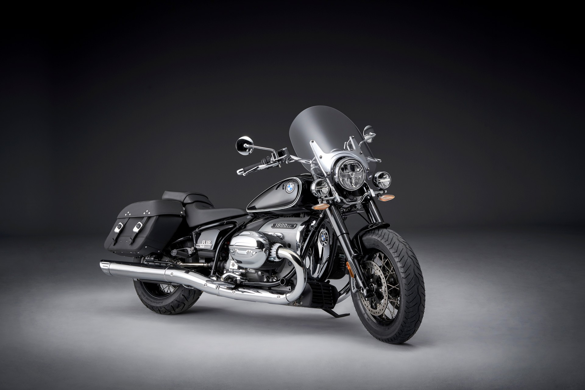 BMW Motorrad Introduces New R 18 Classic And Updated R nineT Lineup
