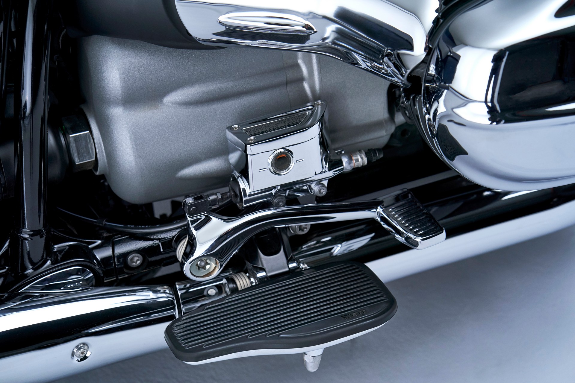 BMW Motorrad Introduces New R 18 Classic And Updated R nineT Lineup