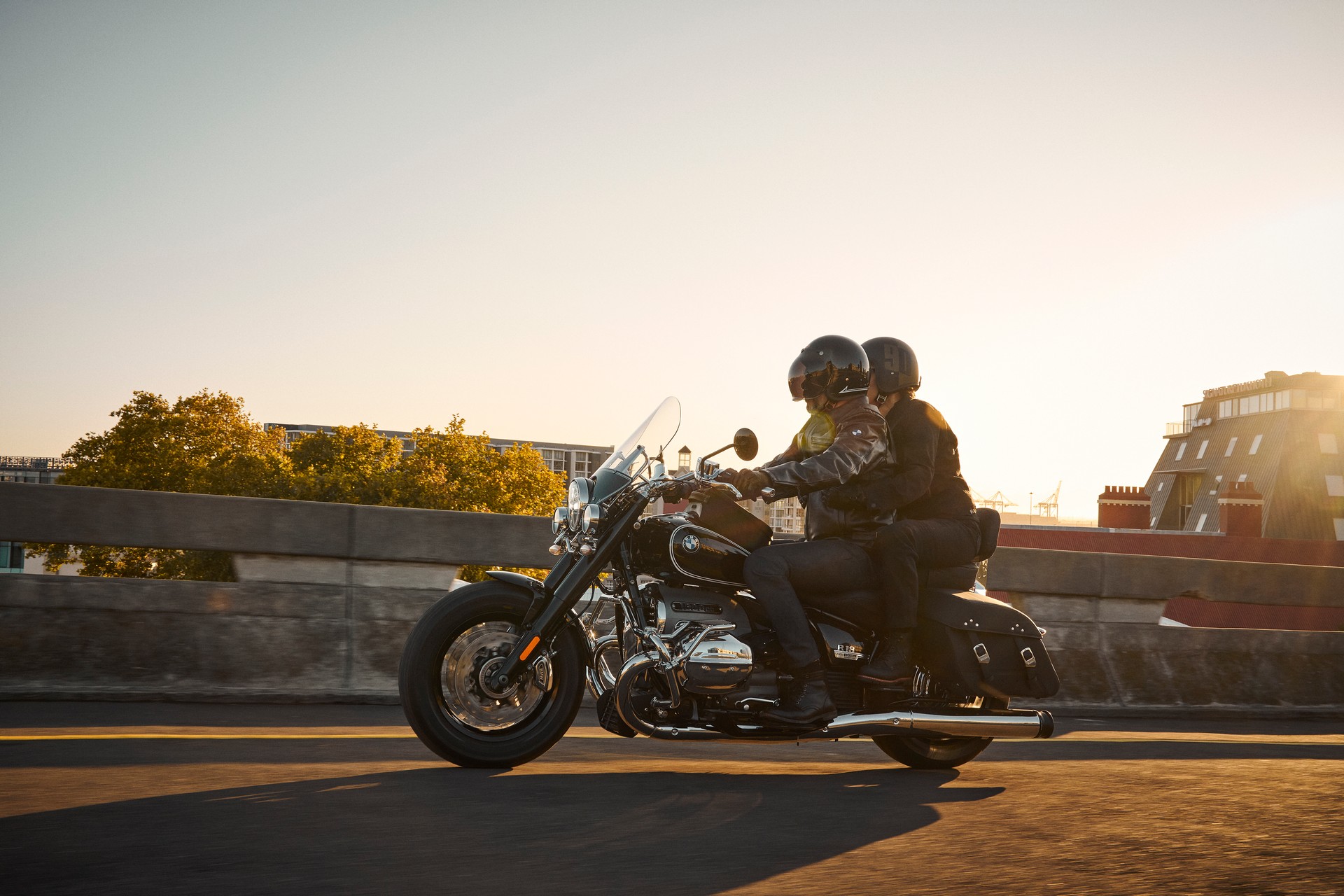 BMW Motorrad Introduces New R 18 Classic And Updated R nineT Lineup